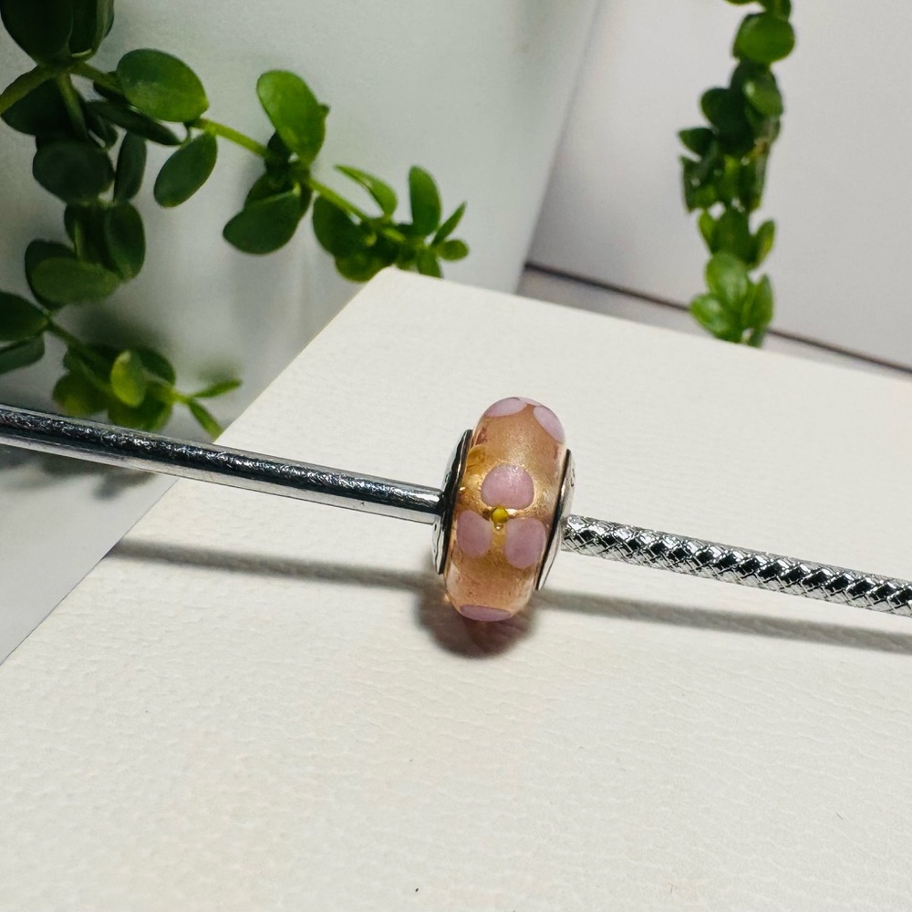 Authentic Pandora Retired ‘Pink Flowers’ Murano Glass S925 Ale Charm *Faded*